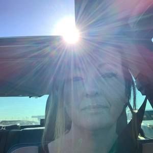 Meet your Posher, Linzy